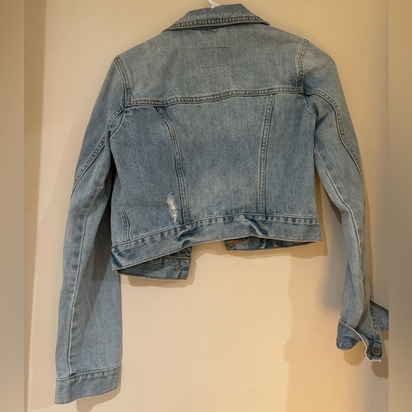 HOLLISTER LIGHT DENIM JEAN JACKET - Picture 2 of 2